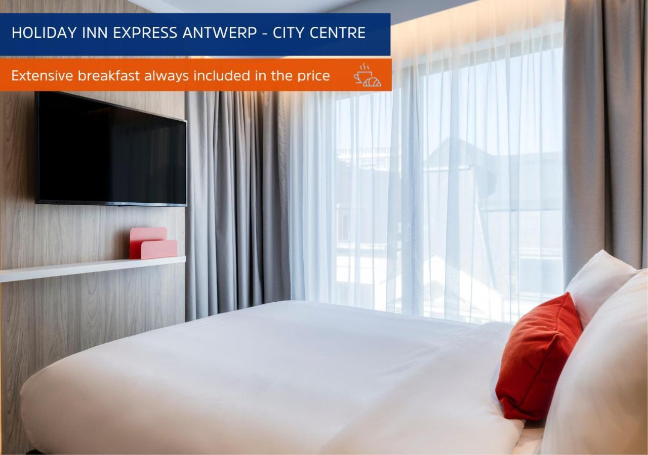 Express - Centre By Ihg Hotel 3*